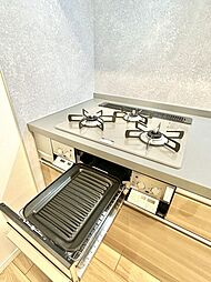 【3口コンロ】温度調整×タイマー機能搭載の3口コンロ