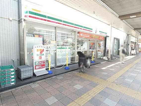 セブンイレブン...
