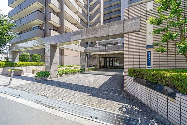 エントランスを拡大表示