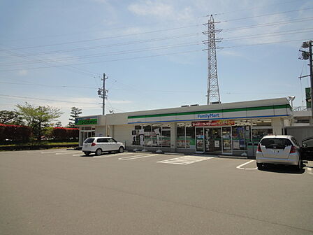 ファミリーマート 浜松住吉店(560m)