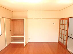 ライトハウス 201 2階1DKのリビング/ダイニング