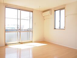 メゾン・ヴェール　A 101 1階2LDKのリビング/ダイニング