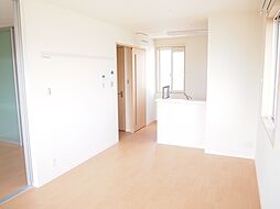 ヴィラ・クオレール　A 101 1階1LDKのリビング/ダイニング