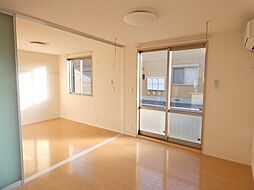 ニコ・アベニュー　B 102 1階2LDKのリビング/ダイニング