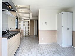 ブランドールネオ 301 3階1DKのリビング/ダイニング