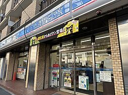 【コンビニエンスストア】ローソン 新宿山吹町店まで78ｍ