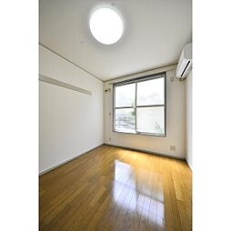 オヴュレンス烏山 103 1階1Kのリビング/ダイニング