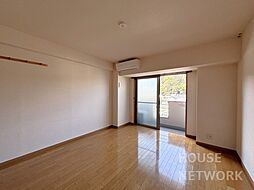 京阪本線 出町柳駅 バス9分 錦林車庫前下車 徒歩1分の賃貸マンション 5階1Kのリビング/ダイニング