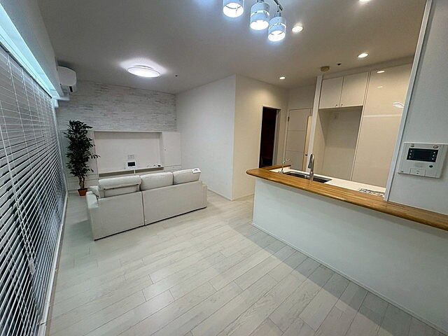 リビング/ダイニング グラン・コート東川口 1階/-