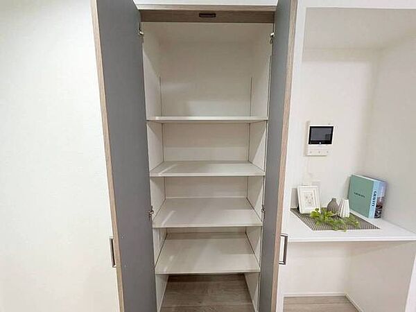収納