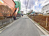 外観：1区画前 前面道路 西方向