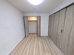 寝室の画像