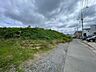 外観：前面道路含む現地写真 