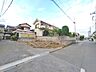 外観：前面道路含む現地写真 
