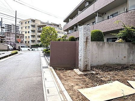 前面道路含む現地写真 