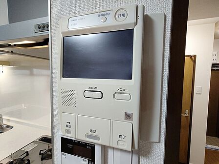 TVモニター付インターホンでセキュリティ面にも配慮。