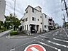 外観：前面道路含む外観