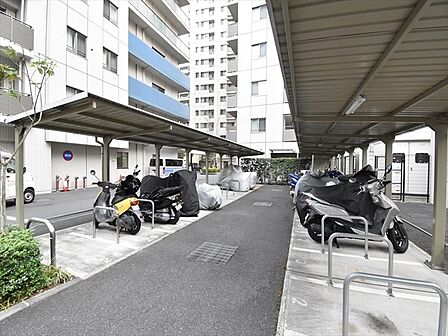 駐輪場