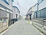 外観：穏やかな時間が流れる落ち着いた住宅街の景色が心地よい日常を演出します。