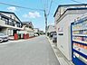 外観：前面道路含む現地写真 