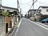 外観：前面道路含む現地写真