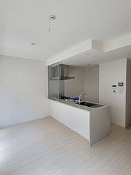 小田急小田原線 成城学園前駅 徒歩13分の賃貸マンション 1階3LDKのリビング/ダイニング