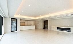 東京メトロ南北線 白金台駅 徒歩10分の賃貸マンション 2階2LDKのリビング/ダイニング