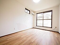 アゥアハウス 201 2階ワンルームのリビング/ダイニング