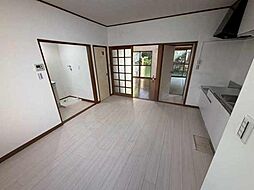 コーポチェリー 2階2DKのリビング/ダイニング