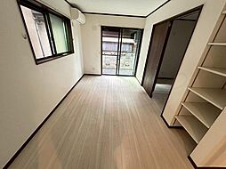 スカイタウン 1階1LDKのリビング/ダイニング