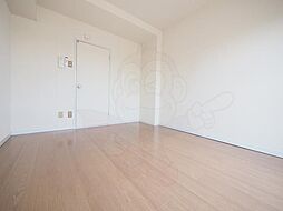 グリーンハイツ武蔵野 402 4階1Kのリビング/ダイニング