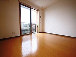 ゼルコバハイツ 2階1Kのリビング/ダイニング