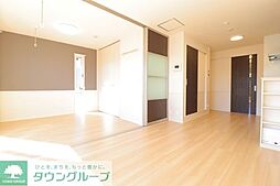 JR武蔵野線 越谷レイクタウン駅 徒歩11分の賃貸アパート 3階2DKのリビング/ダイニング