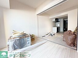 JR総武線 市川駅 徒歩7分の賃貸マンション 2階1LDKのリビング/ダイニング