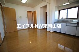 オーランド岩田 2階2DKのリビング/ダイニング