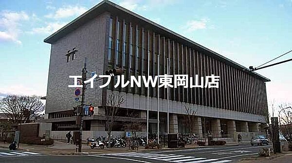 画像18:岡山県立図書館 513m