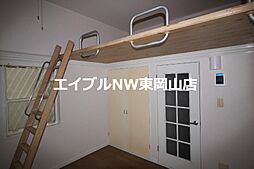 西川原第3レジデンス 1階1Kのリビング/ダイニング