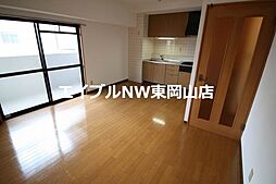 アリベ国富II 7階2LDKのリビング/ダイニング