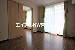 エメラルドコートＢ 1階2DKのリビング/ダイニング