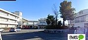 高校「群馬県立太田東高校まで2583m」