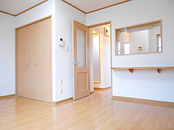 東武伊勢崎線 韮川駅 徒歩14分の賃貸アパート 2階1Kのリビング/ダイニング