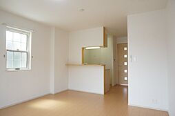 トゥインクル城南 B 1階ワンルームのリビング/ダイニング