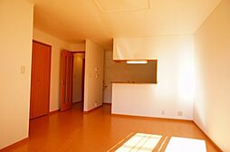 グレイスフルレジデンス A 1階1LDKのリビング/ダイニング