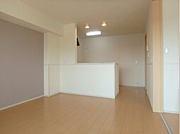 クリスティ II 2階2LDKのリビング/ダイニング