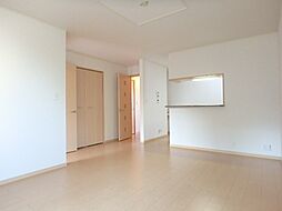 リュクセル弐番館 1階1LDKのリビング/ダイニング