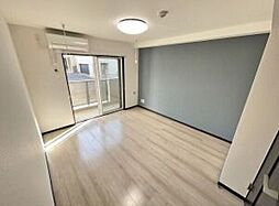 IRSG 2階1Kのリビング/ダイニング