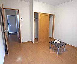 JR東海道・山陽本線 山科駅 徒歩13分の賃貸アパート 2階1Kのリビング/ダイニング