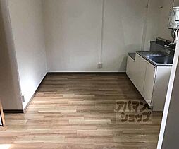 阪急京都本線 洛西口駅 徒歩13分の賃貸アパート 2階2DKのリビング/ダイニング