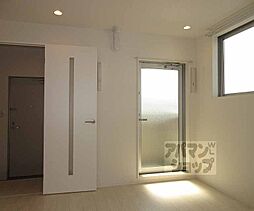 京都地下鉄東西線 東野駅 徒歩5分の賃貸アパート 3階1DKのリビング/ダイニング