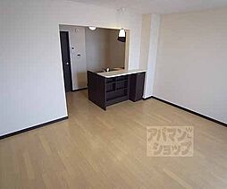 京都地下鉄東西線 椥辻駅 徒歩14分の賃貸マンション 1階1Kのリビング/ダイニング